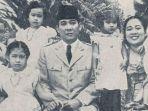 4-7-2021-bung-karno-fatmawati-dan-anak-anaknya.jpg
