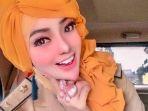 7-2-2021-yuni-jasmine-pns-viral-yang-berdandan-bak-berbie.jpg