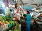 Aktivitas-pedagang-sayur-di-Pasar-Modern-Ranai-Natuna.jpg