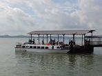 Aktivitas-speedboat-yang-bersandar-di-Pelabuhan-Domestik-Karimun-beberapa-waktu-lalu.jpg
