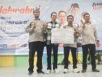 Amsakar-Achmad-di-Sungai-Pelunggut.jpg