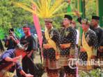 Anugerah-Adat-Melayu-Menko-Kumham-Imipas-di-Lingga.jpg
