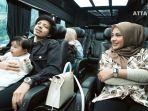 Atta-Halilintar-Aurel-dan-Ameena-di-dalam-mobil2.jpg