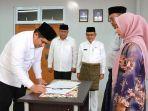 Bupati-Lantik-Dirut-RSUD-Bintan-Baru.jpg