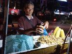 Darman-penjual-jagung-kacang-rebus-Yuki-1.jpg