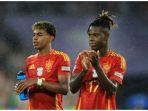 batam/Dua-winger-Timnas-Spanyol-Lamine-Yamal-dan-Nico-Williams.jpg