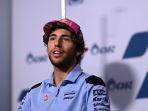 Enea-Bastianini-saat-konferensi-pers-jelang-MotoGP-Thailand-29-September-2022.jpg