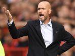 Erik-ten-Hag-saat-pertandingan-Manchester-United-vs-Arsenal.jpg