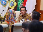 Gubernur-Kepri-Ansar-Ahmad-saat-rapat-bersama-Kepala-OPD.jpg