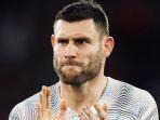 James-Milner-Dikabarkan-Bakal-Gabung-Brighton.jpg