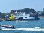 KMP-Tanjung-Burang-sandar-di-pelabuhan-Tanjunguban-Bintan-23082024.jpg