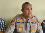 Kapolres-Lingga-AKBP-Pahala-Martua-Nababan-beri-keterangan-pada-wartawan.jpg