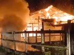 Kebakaran-rumah-Bukit-Abun-Lingga-Kepri.jpg