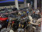 Kejaksaan-Agung-menyita-21-unit-sepeda-motor-dan-7-seped.jpg