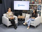Kombes-Pol-Dr-Nona-Priscilia-SIK-SH-bersama-host-tribun-batam-Vero-dalam-podcast.jpg
