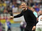 Luis-Enrique-saat-pertandingan-Spanyol-vs-Jerman.jpg