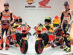 Marc-Marquez-dan-Joan-Mir-dengan-motor-RC213V-untuk-MotoGP-2023.jpg