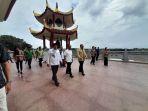 Menag-RI-di-pagoda-Tanjungpinang-Kepri.jpg