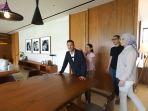 Nagita-Slavina-tepuk-punggung-Raffi-Ahmad.jpg