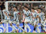 Nicolas-Otamendi-cetak-gol-pada-laga-Argentina-vs-Paraguay-di-Kualifikasi-Piala-Dunia-2026.jpg