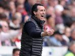 Pelatih-Aston-Villa-Unai-Emery-memberikan-instruksi.jpg