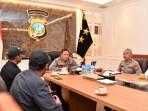 Pengurus-PFI-Kepri-bertemu-Kapolda-Kepri-berdiskusi-tentang-foto-jurnalistik.jpg