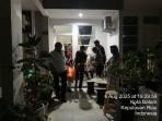 Polsek-Batam-Kota-bersama-tim-Inafis-Polresg-Barelang-ketika-melakukan-olah-TKP-dan-evakuasi.jpg