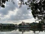 Potret-langit-Batam-Center-Selasa-2810-pagi-hari-berawan.jpg