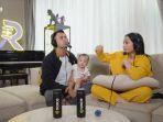 Raffi-Ahmad-saat-podcast-bersama-Nagita-Slavina-dan-Rayyanza-Malik-Ahmad.jpg