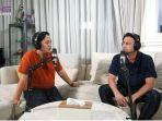 Raffi-Ahmad-saat-podcast-dengan-Managernya.jpg
