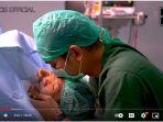Ria-Ricis-dan-Teuku-Ryan-tak-berhenti-nangis-di-ruang-operasi.jpg