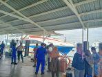 Suasana-keberangkatan-kapal-di-Pelabuhan-Domestik-Karimun.jpg