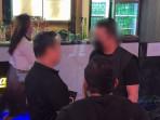 Tim-gabungan-imigrasi-dan-bea-cukai-Batam-razia-Formosa-KTV-Night-Club.jpg
