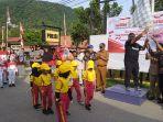Wakil-Bupati-Anambas-Wan-Zuhendra-buka-lomba-gerak-jalan-di-Kecamatan-Siantan.jpg