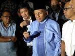 amien-rais-memberi-pernyataan.jpg