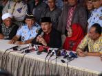 antasari-azhar-dan-guru-spiritual_20161111_154352.jpg