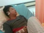 anton-28-warga-yang-terkena-peluru-nyasar-petugas_20160724_211908.jpg