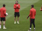 atletico-madrid-latihan_20160419_151412.jpg
