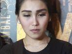 ayu-ting-ting-dalam-wawancara-di-xxi-plaza-depok.jpg