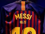 baju-lionel-messi-bernuansa-imlek-dengan-nama-aksara-china.jpg