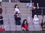 boneka-boneka-ditempatkan-di-tribun-stadion-saat-fc-seoul-vs-gwangju-fc.jpg