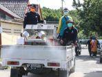 bupati-bintan-semprot-disinfektan-di-kawasan-permukiman.jpg