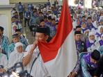 calon-haji-di-embarkasi-sultan-hasanuddin_20160809_142609.jpg