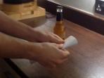 cara-praktis-membuka-tutup-botol-bir.jpg
