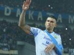 ciro-alves-mengalami-cedera-patah-tulang-keci.jpg
