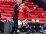cristiano-ronaldo-rekomendasi-zinedine-zidane-jadi-pelatih-baru-manchester-united.jpg