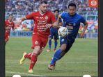 cuplikan-gol-arema-fc-vs-persija-jakarta-gol-marko-simic-dibalas-penalti-makan-konate.jpg
