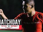 debut-pelatih-hendri-susilo-saat-semen-padang-vs-psps-riau.jpg