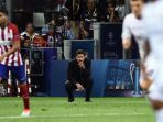 diego-simeone-mengamati-pertandingan-antara-atletico-madrid_20170316_125728.jpg