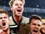 ekspresi-pemain-ajax-usai-cetak-mengalahkan-juventus.jpg